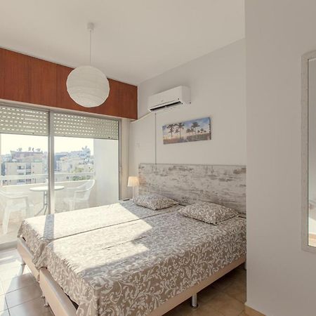 Furnished Seafront Studio Larnaca Exteriér fotografie