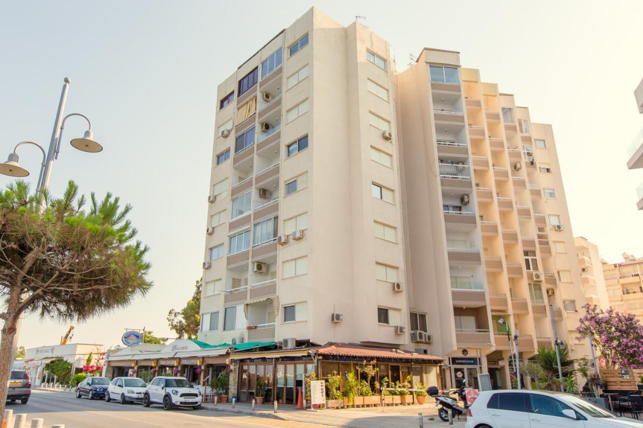 Furnished Seafront Studio Larnaca Exteriér fotografie